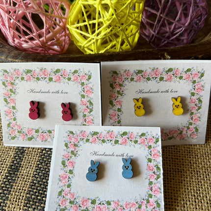 Earrings // Multiple Designs!