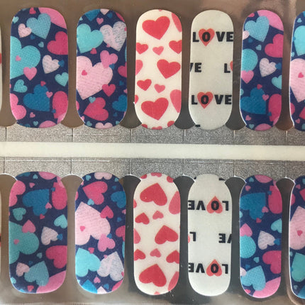 All You Need is Love (mani)