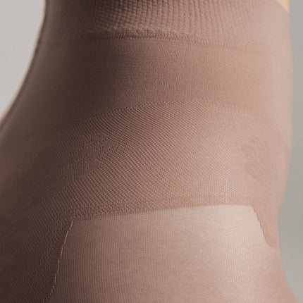 Conte Bikini Soft 40 Den - Classic Women's Tights with a Laced Panties (8С-47СП)
