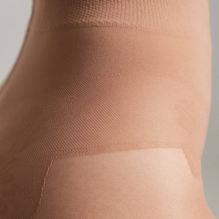 Conte Bikini Soft 40 Den - Classic Women's Tights with a Laced Panties (8С-47СП)