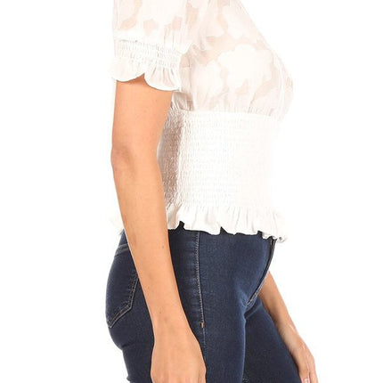 Floral short sleeve top with keyhole slit