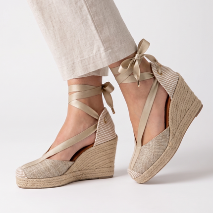 Jimena High Laces Gold Woven Lace-Up