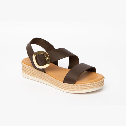 Liena Chestnut