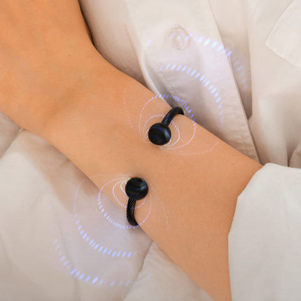 Twisted Cable Magnetic Bracelet Cuff (Black)