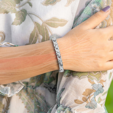 Women's Ultra Strength Magnetic Bracelet Crystal XO (Silver)