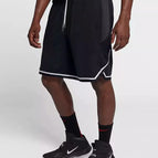Black / M
