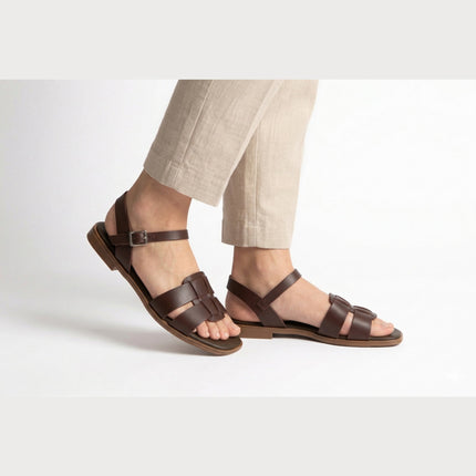 Niva Chestnut